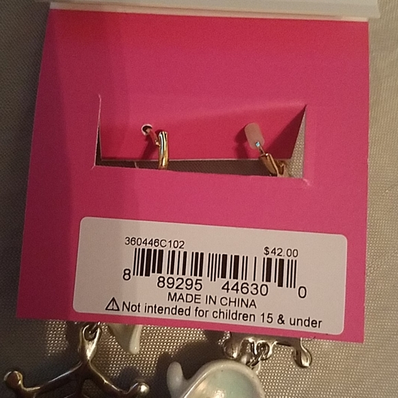 Betsey Johnson ghost web dangle earrings - Picture 2 of 5